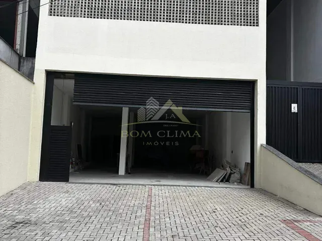Loja com 170m², para alugar, no bairro Vivendas da Serra em Juiz de Fora