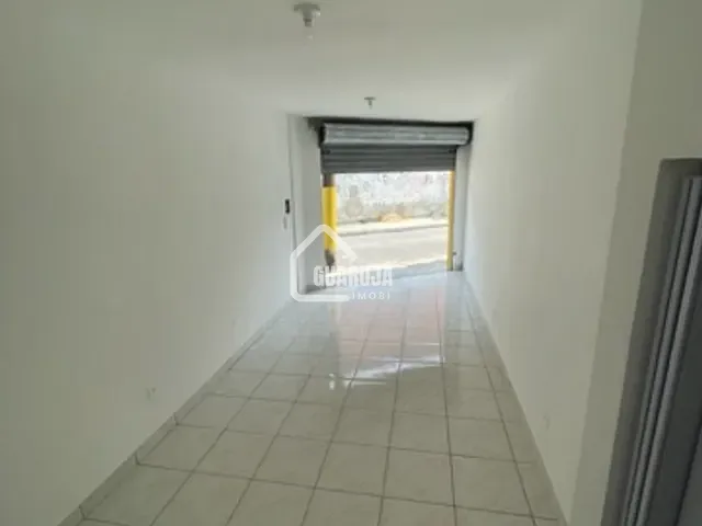 Loja com 20m², para alugar, no bairro Sítio Paecara (Vicente de Carvalho) em Guarujá