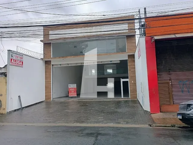 Loja com 268m², para alugar, no bairro Vila Galvão em Guarulhos