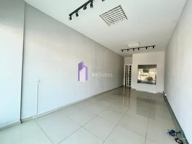 Loja à venda, no bairro Itaipu em Niterói