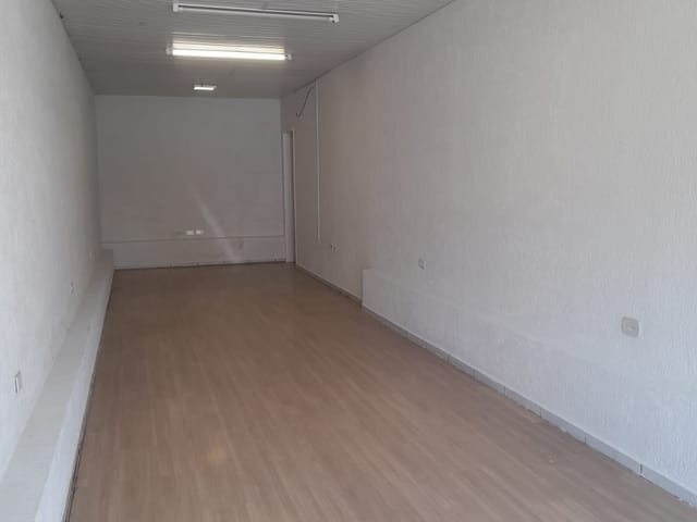 Loja com 30m², para alugar, no bairro Centro em São José dos Pinhais