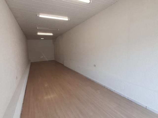 Loja com 30m², para alugar, no bairro Centro em São José dos Pinhais