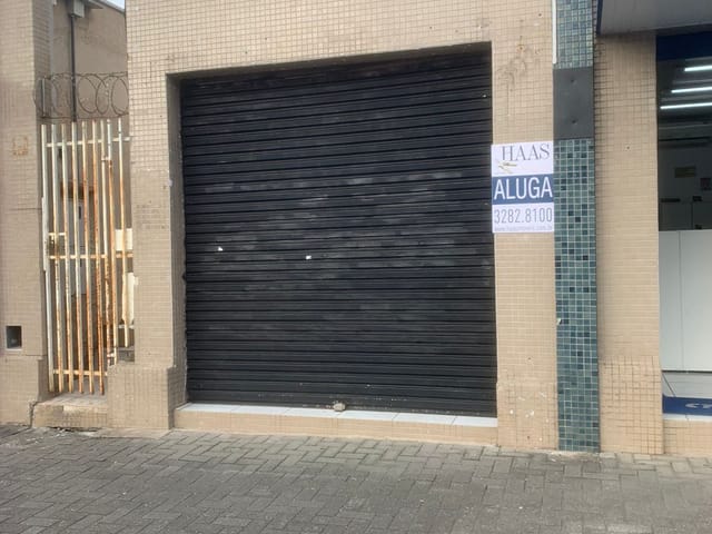 Loja com 30m², para alugar, no bairro Centro em São José dos Pinhais