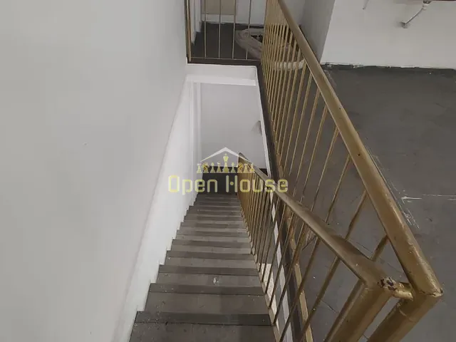 Loja com 32m², para alugar, no bairro Centro em Barra Mansa