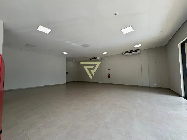 Loja com 130m², para alugar, no bairro Jardim Sumaré em Ribeirão Preto