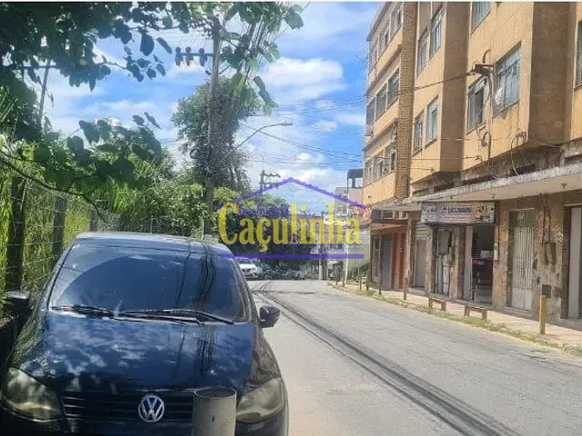 Loja com 920m², à venda ou para alugar, no bairro Centro em Barra do Piraí