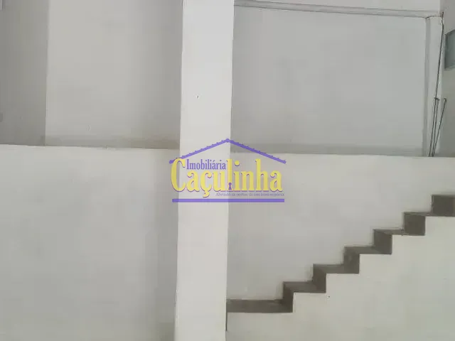 Loja com 920m², à venda ou para alugar, no bairro Centro em Barra do Piraí