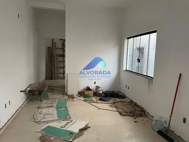 Loja com 250m², para alugar, no bairro Jardim das Indústrias em São José dos Campos
