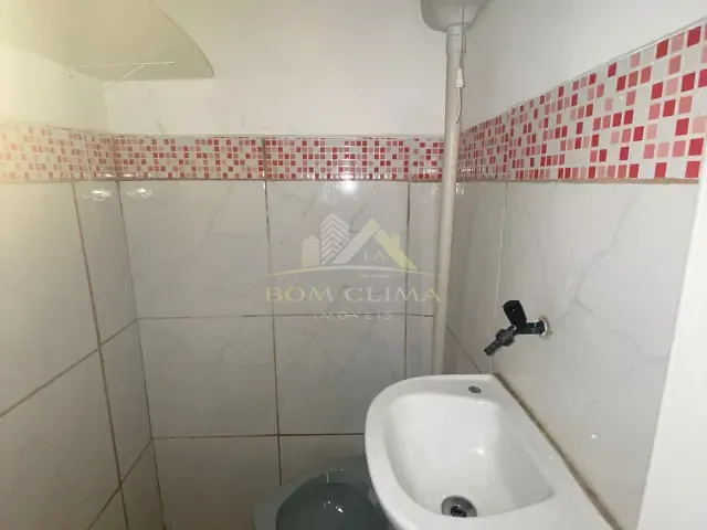 Loja para alugar, no bairro Santa Terezinha em Juiz de Fora
