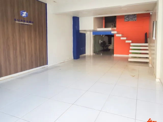 Loja para alugar, no bairro Campina em Belém