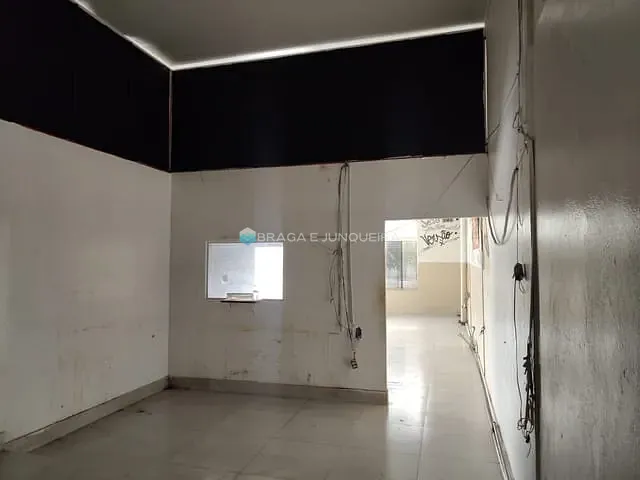 Loja com 205m², para alugar, no bairro Residencial São Thomaz em São José do Rio Preto