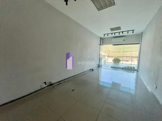 Loja à venda, no bairro Itaipu em Niterói