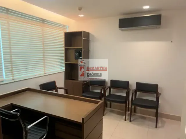 Sala à venda, no bairro Asa Norte em Brasília