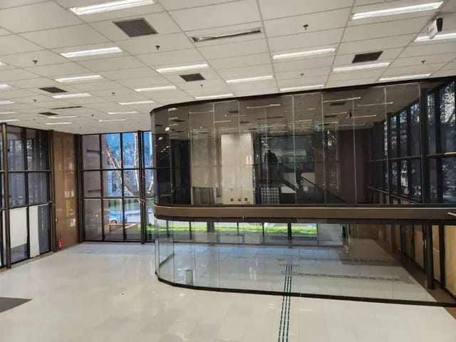 Loja com 2481m², para alugar, no bairro Brooklin em São Paulo