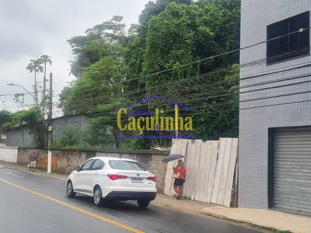 Loja com 40m², à venda, no bairro Oficinas Velhas em Barra do Piraí