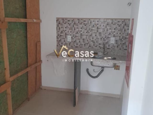 Loja com 60m², à venda, no bairro Atlântica em Rio das Ostras