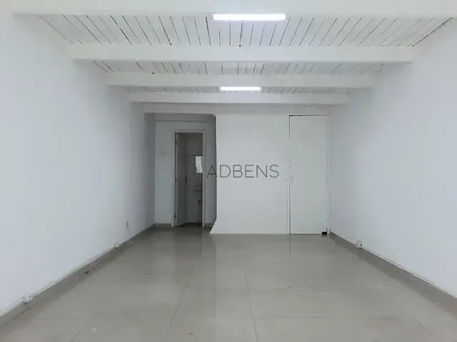Loja para alugar, no bairro Santo Amaro em São Paulo