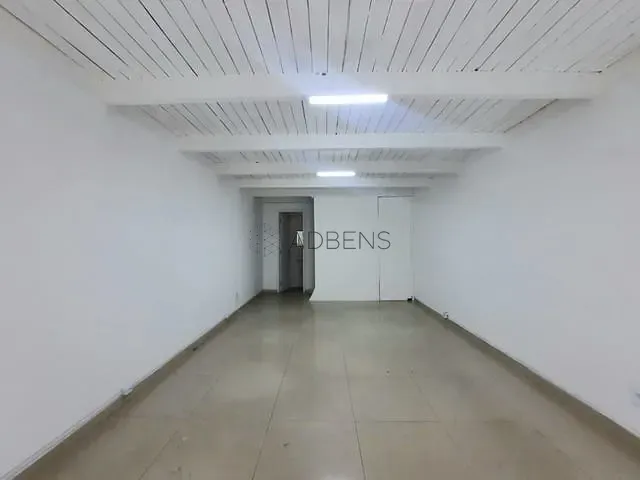 Loja para alugar, no bairro Santo Amaro em São Paulo