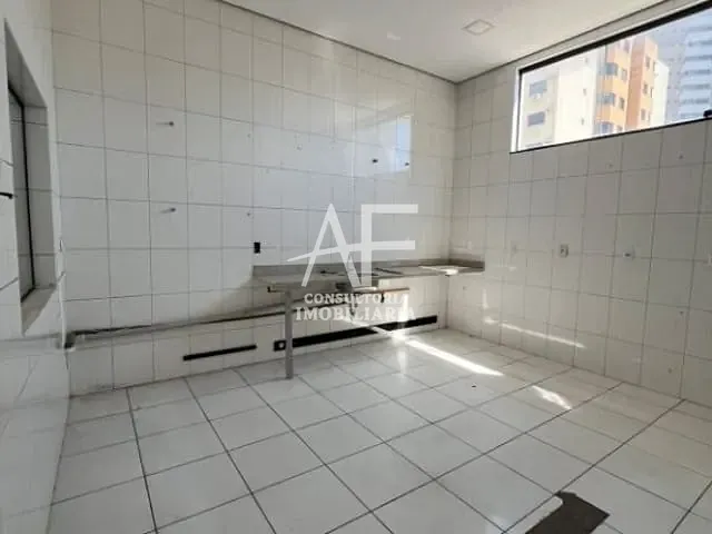 Loja com 500m², para alugar, no bairro Jardim das Nações em Taubaté