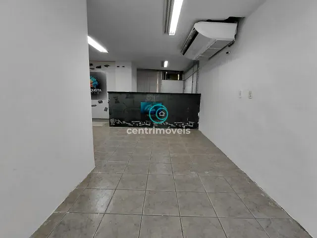 Loja com 345m², para alugar, no bairro Copacabana em Rio de Janeiro