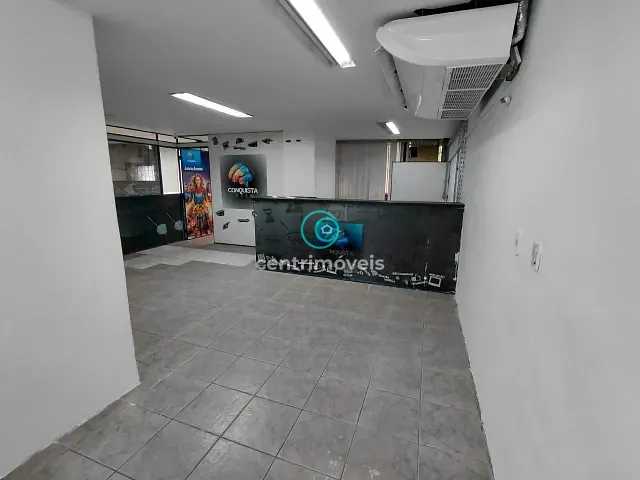 Loja com 345m², para alugar, no bairro Copacabana em Rio de Janeiro