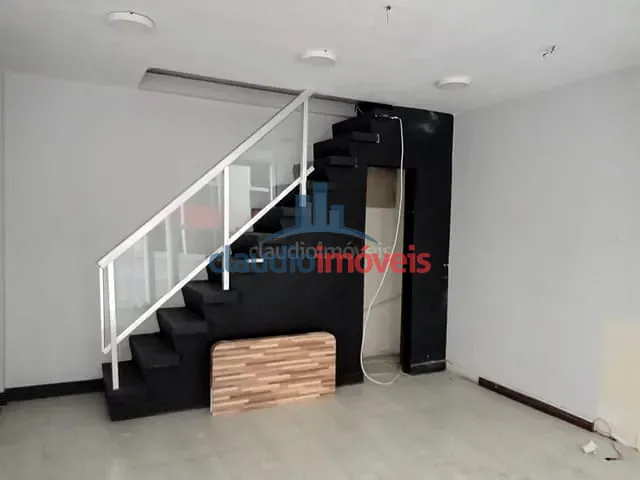 Loja para alugar, no bairro Centro em Barra Mansa