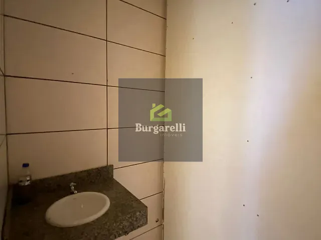 Loja para alugar, no bairro Jardim Glória em Lavras