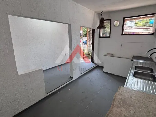Loja para alugar, no bairro Piratininga em Niterói