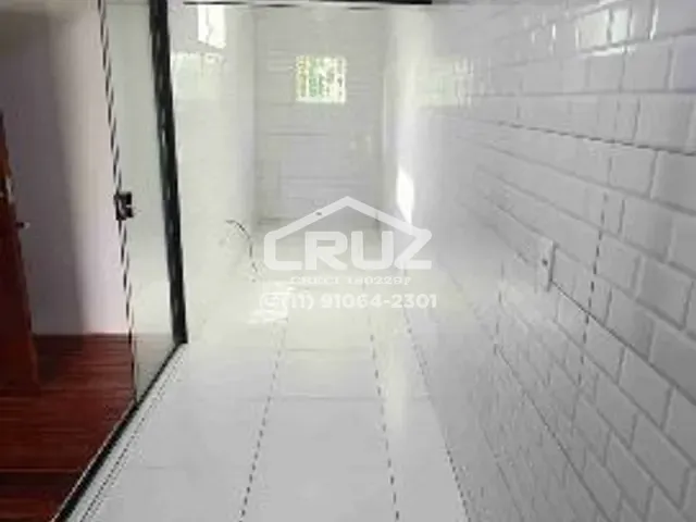 Galpão / Barracão com 110m², para alugar, no bairro Laranjeiras em Caieiras