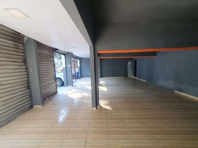Loja com 42m², para alugar, no bairro Campo Grande em Rio de Janeiro