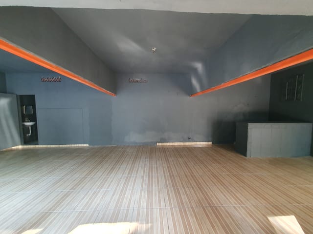 Loja com 42m², para alugar, no bairro Campo Grande em Rio de Janeiro