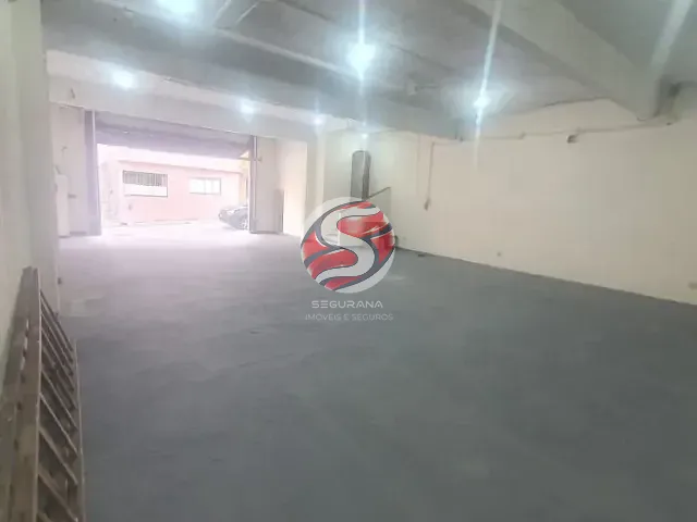 Loja com 143m², para alugar, no bairro Vila Darli em São Paulo