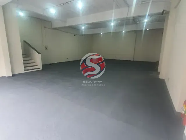 Loja com 143m², para alugar, no bairro Vila Darli em São Paulo