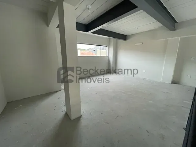 Loja para alugar, no bairro Vila Rica em Volta Redonda