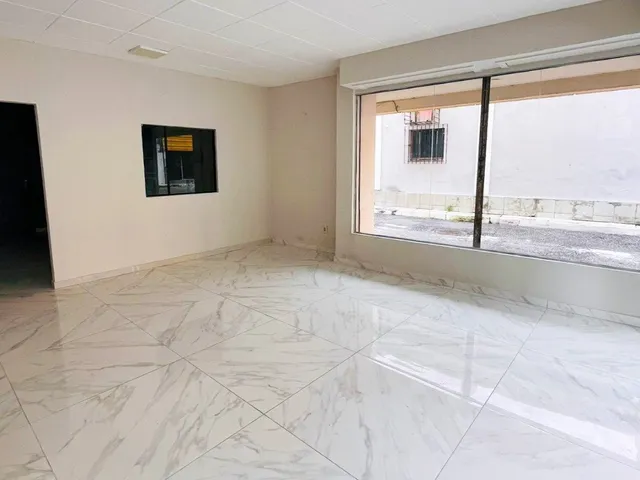 Loja para alugar, no bairro Campina em Belém