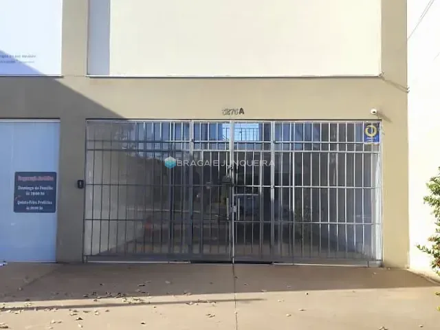 Loja com 180m², para alugar, no bairro Parque Residencial Lauriano Tebar II em São José do Rio Preto
