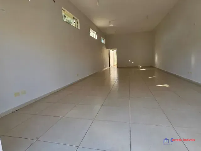Loja com 90m², para alugar, no bairro Santos Dumont em Três Lagoas
