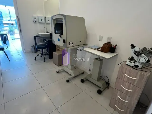 Loja com 50m², à venda ou para alugar, no bairro Itaipu em Niterói