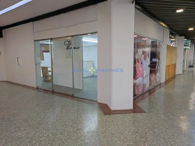 Loja com 65m², à venda ou para alugar, no bairro Alto da Serra em Petrópolis