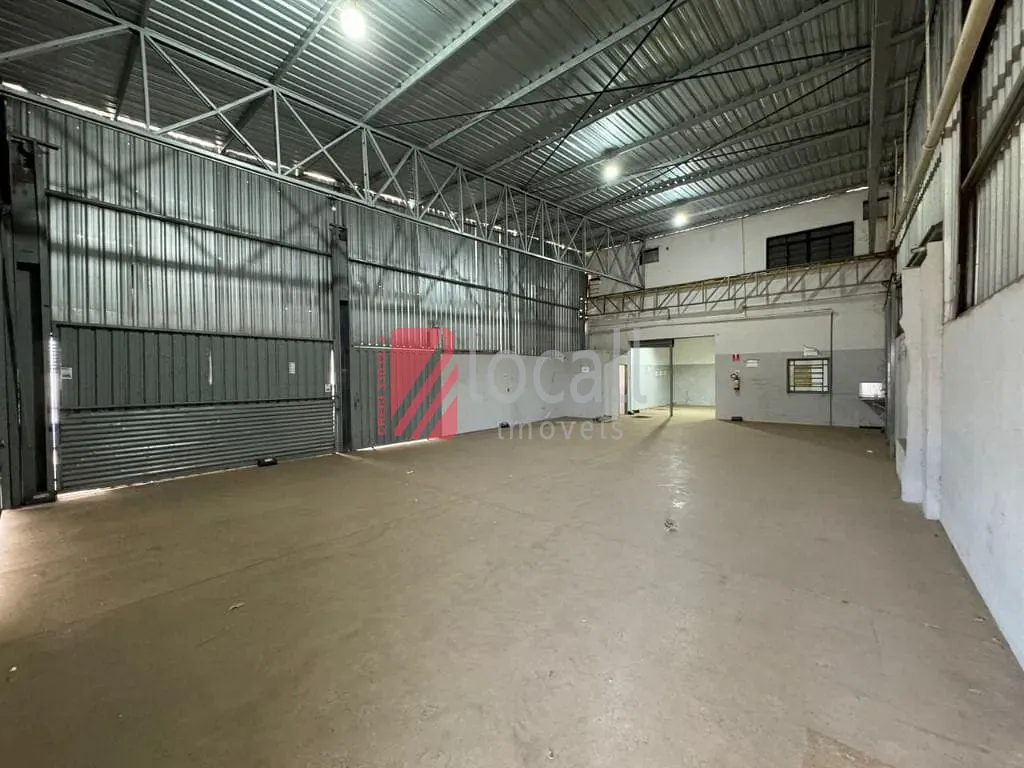 Loja / Salão / Ponto Comercial  para aluguel, 166m² — foto 2 de 18