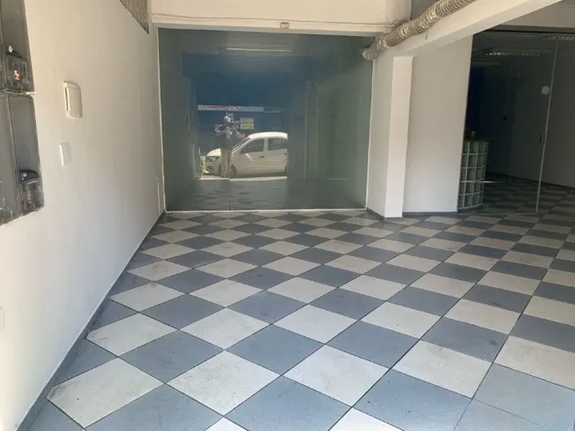 Loja para alugar, no bairro Vila Bastos em Santo André
