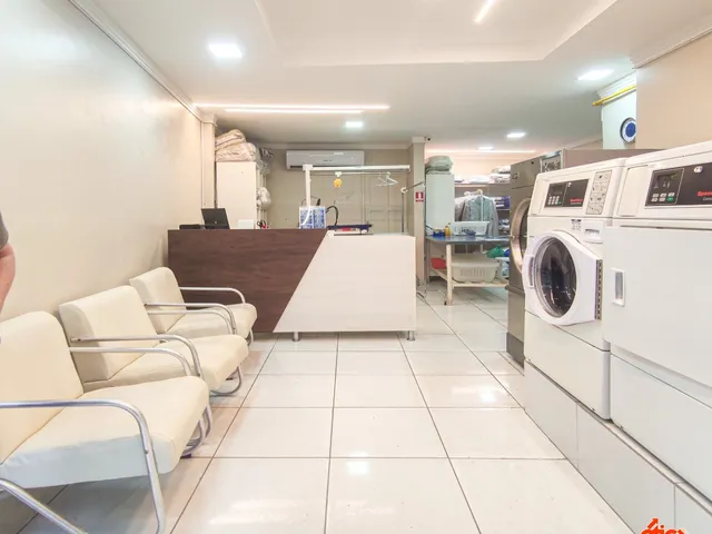 Loja à venda, no bairro Umarizal em Belem