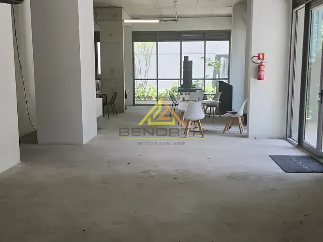 Loja para alugar, no bairro Moema em São Paulo