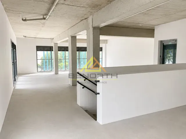 Loja para alugar, no bairro Moema em São Paulo