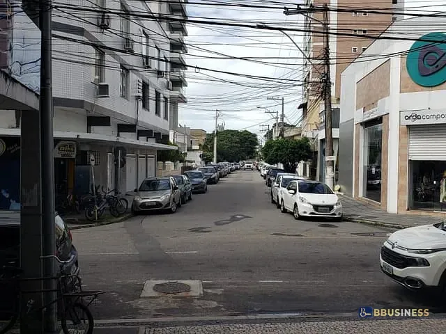 Loja para alugar, no bairro Centro em Campos dos Goytacazes