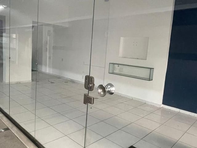 Loja para alugar, no bairro Savassi em Belo Horizonte