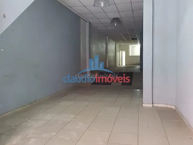 Loja com 138m², para alugar, no bairro Centro em Barra Mansa