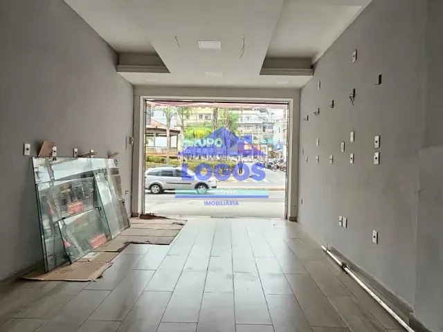 Loja com 34m², para alugar, no bairro Carneirinhos em João Monlevade
