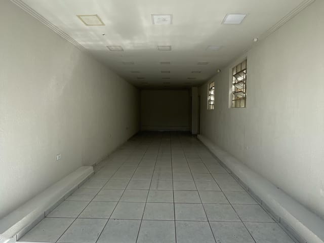 Loja para alugar, no bairro Centro em São José dos Pinhais