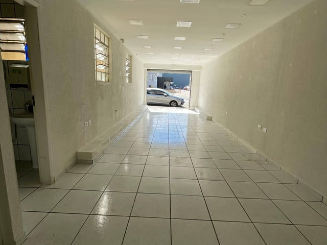 Loja para alugar, no bairro Centro em São José dos Pinhais